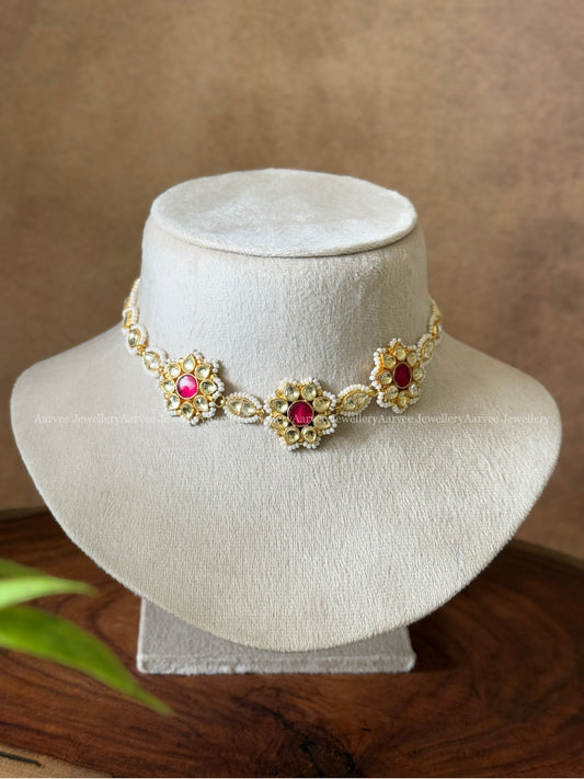 A MINIMAL POLKI KUNDAN FLORAL CHOKER