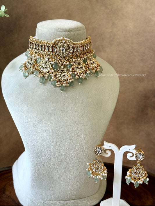 PREMIUM KEMP WHITE STONES MULTI PENDANT CHOKER SET WITH PASTEL BEADS