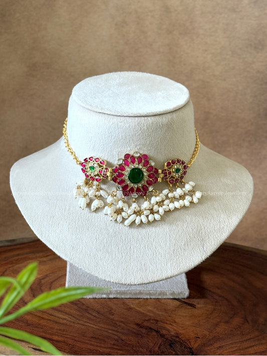 JADAU KUNDAN FLORAL CHOKER WITH RUBY & GREEN STONES WITH RICE PEARLS