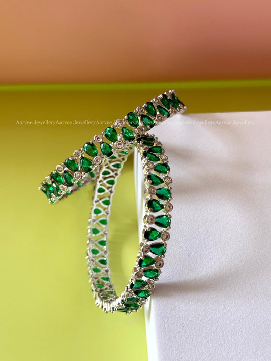 AD GREEN STONE BANGLES
