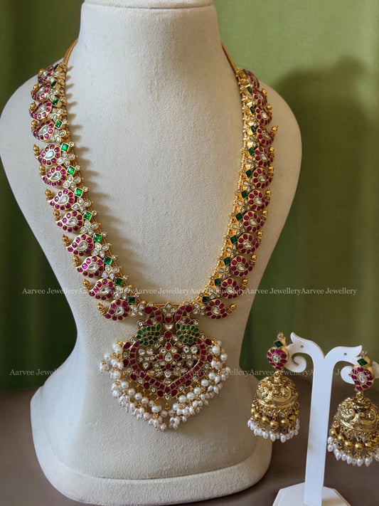 JADAU KUNDAN MANGO MOTIF HARAM SET WITH PEACOCK PENDANT & PEARL BEADS