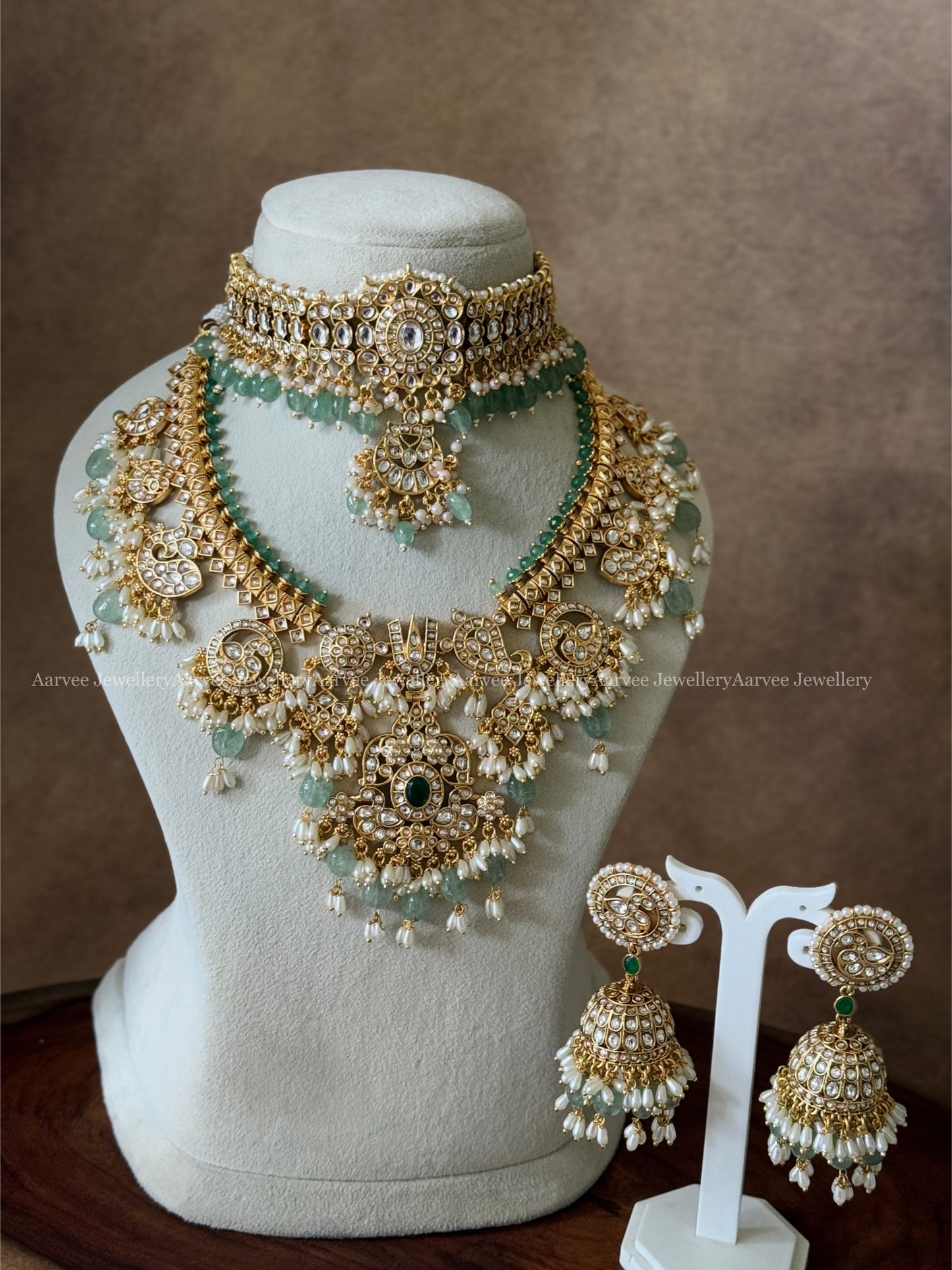 COMBO - KEMP WHITE STONE SINGLE PENDANT CHOKER WITH NITA GUTTA PUSALU NECKLACE SET IN PASTEL BEADS