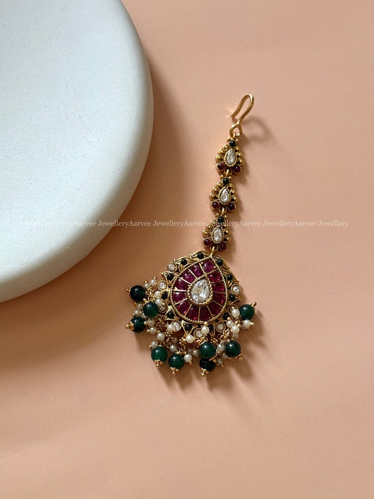 RUBY STONE KEMP TIKKA WITH GREEN BEADS