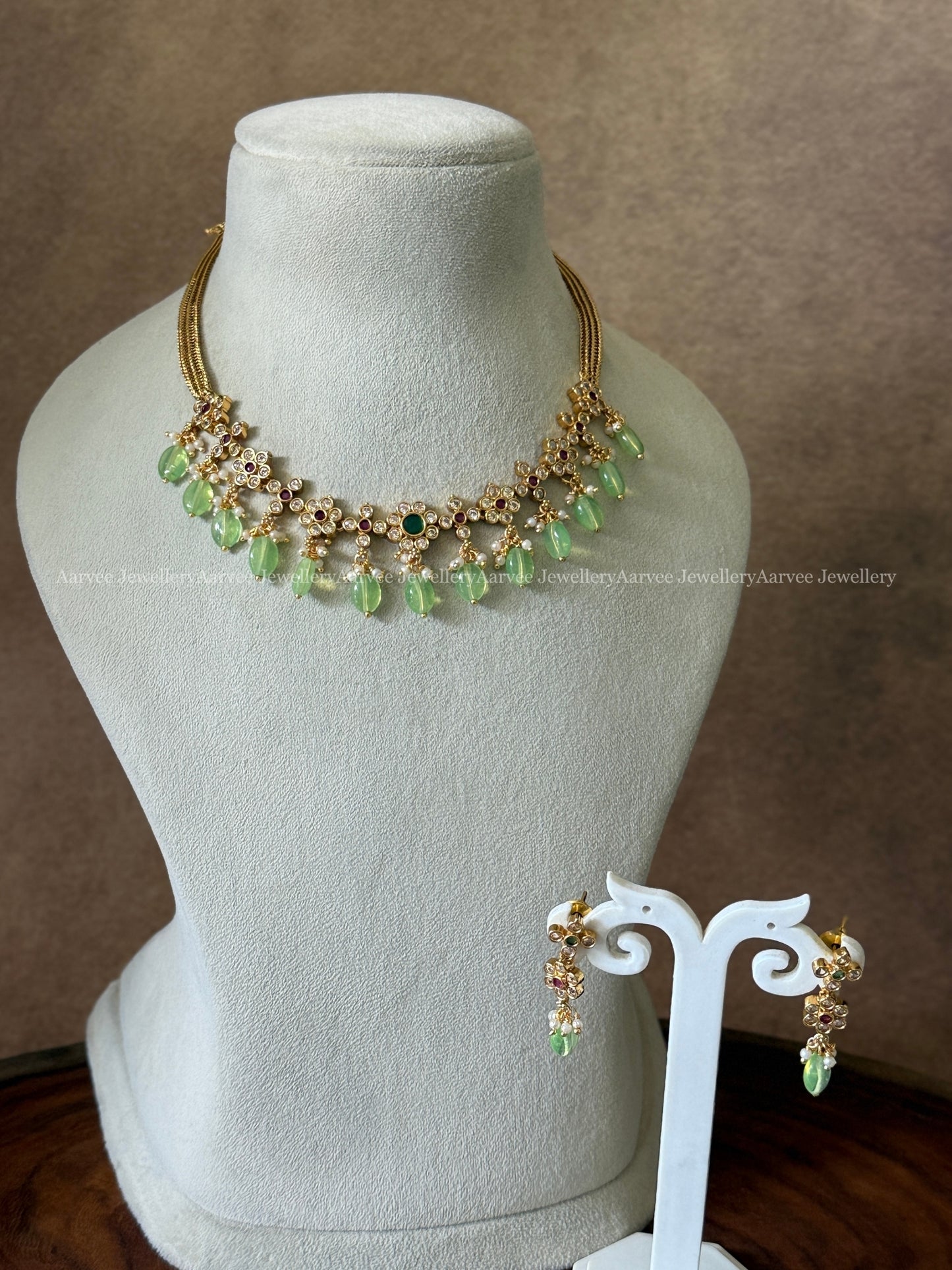 GOLD CHAIN CZ STONES NECKLACE SET WITH PASTEL GREEN BEADS