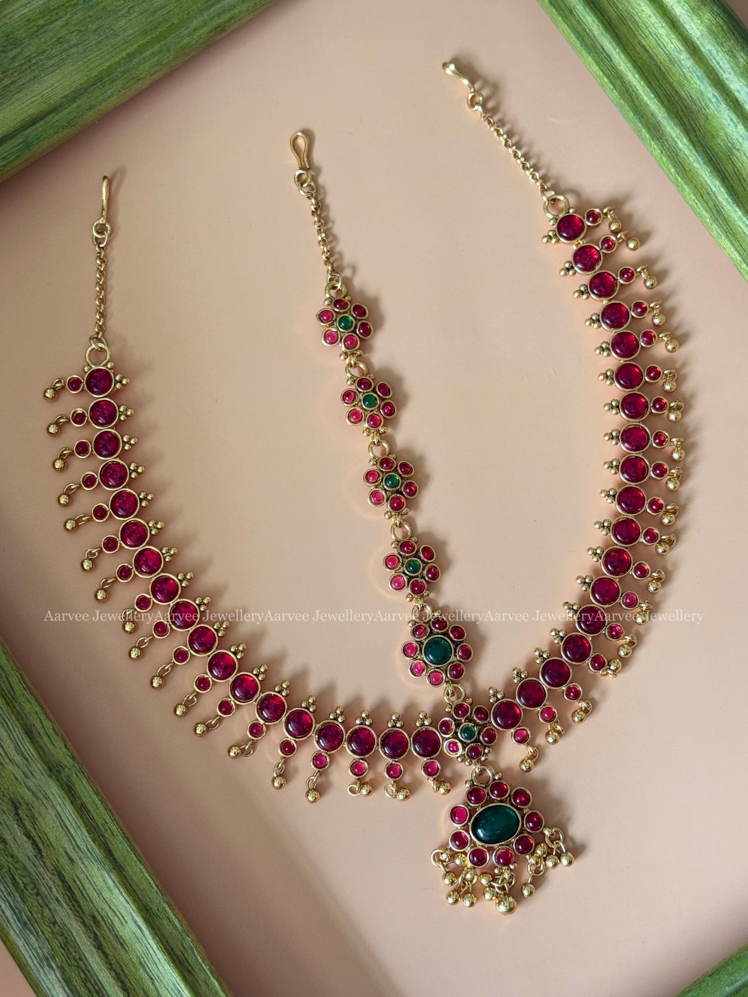 KEMP RUBY / GREEN STONES MATHAPATHI WITH GOLD BEADS