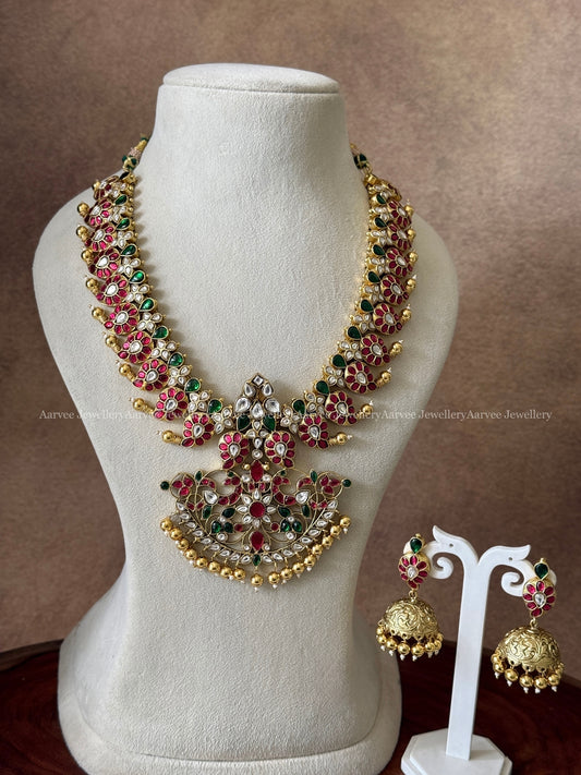 JADAU KUNDAN MANGO MOTIF FLORAL MIDLENGTH HARAM WITH GOLD BEADS