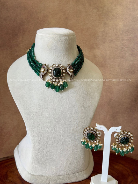 VICTORIAN GREEN BEADS CHOKER SET 
