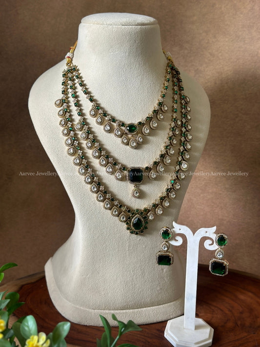 VICTORIAN THREE LAYER MID LENGTH CHAIN SET WITH GREEN STONES