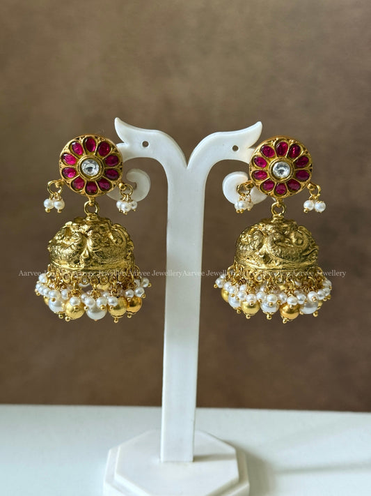 JADAU KUNDAN PINK STONE BUTTA JHUMKI WITH PEARL & GOLD BEADS