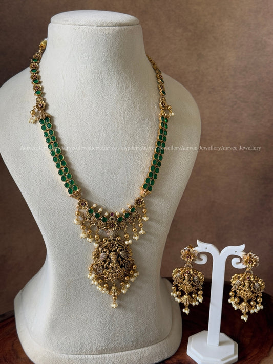 MINIMAL GREEN STONE LONG CHAIN SET WITH LAKSHMI PENDANT
