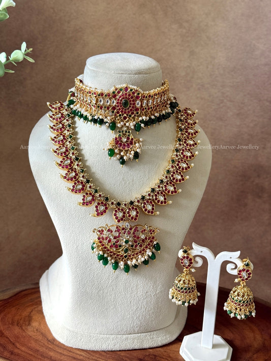 COMBO - KEMP SINGLE PENDANT CHOKER WITH RUBY STONE MANGO NECKLACE SET - GREEN BEADS