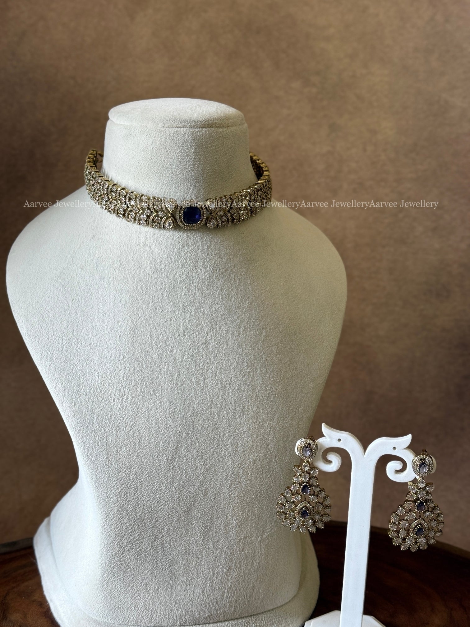 VICTORIAN PURPLE STONE CHOKER SET