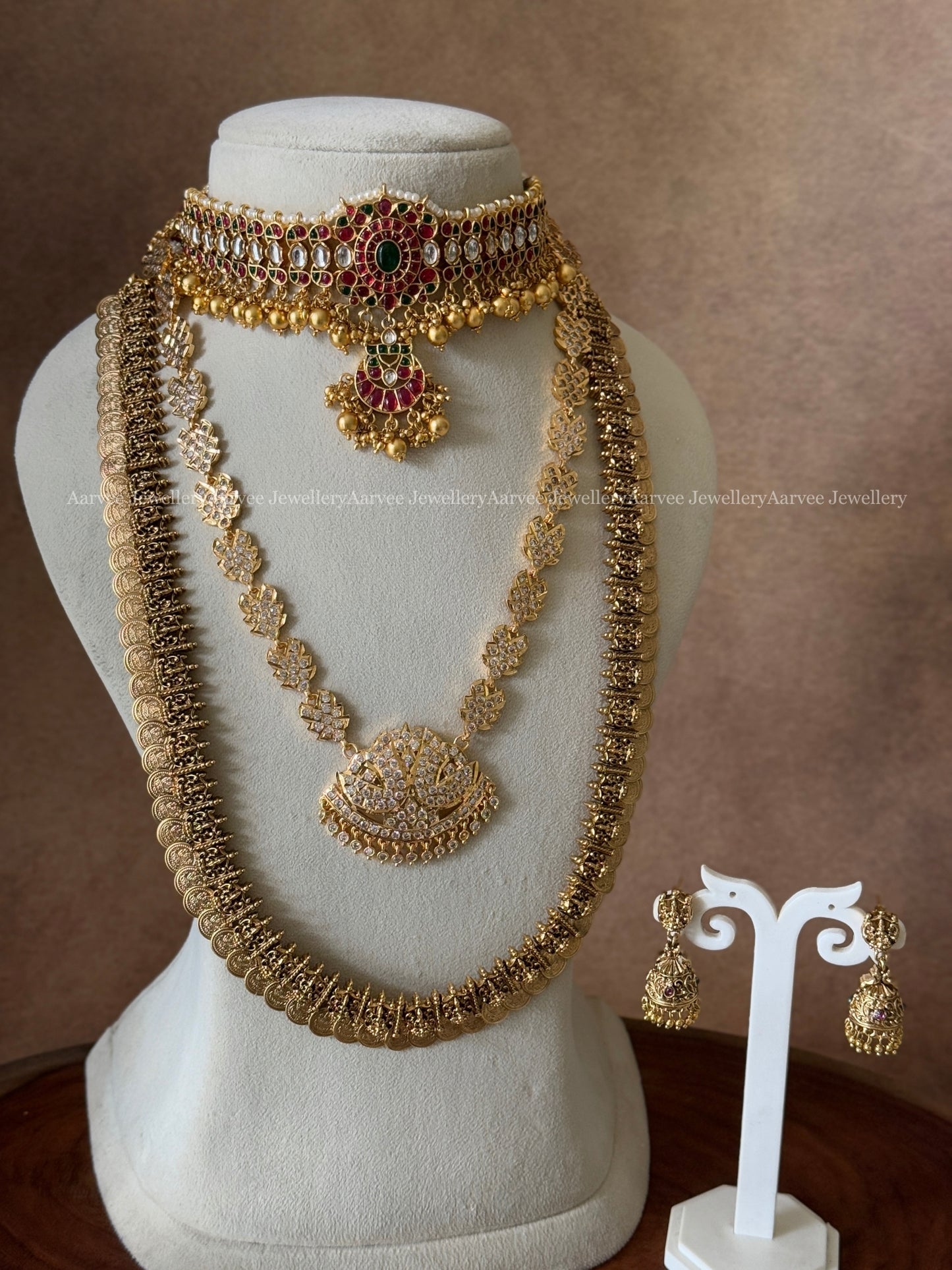 ELEGANT SEMI BRIDAL SET - KEMP CHOKER WITH WHITE IMPHON CHAIN AND COIN HARAM SET 