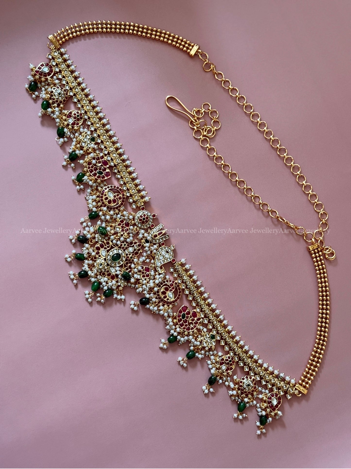 NITA GUTTAPUSALU BRIDAL JEWELLERY SET WITH GREEN BEADS