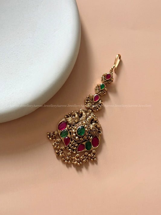 ANTIQUE GOLD FINISH PEACOCK MOTIF KEMP STONE TIKKA WITH GOLD BEADS