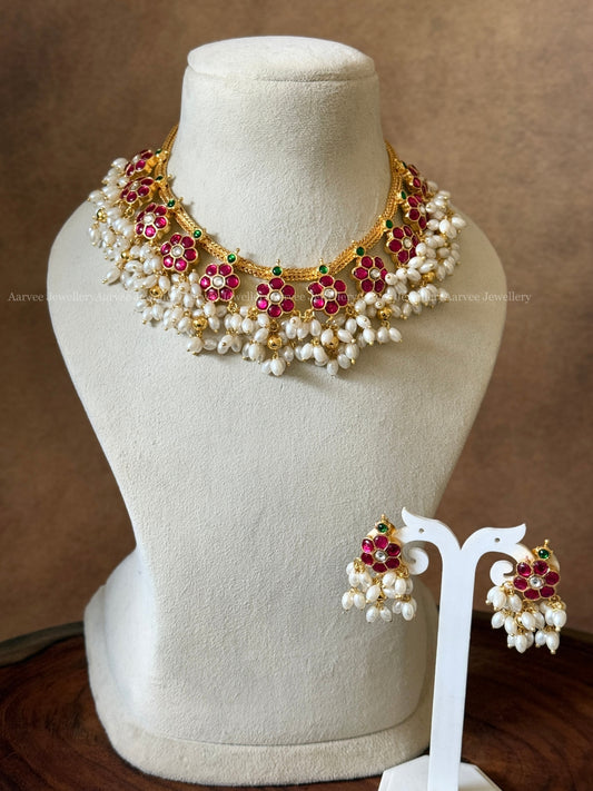 JADAU KUNDAN PEARL BUNCH FLORAL NECKLACE SET WITH RUBY STONES