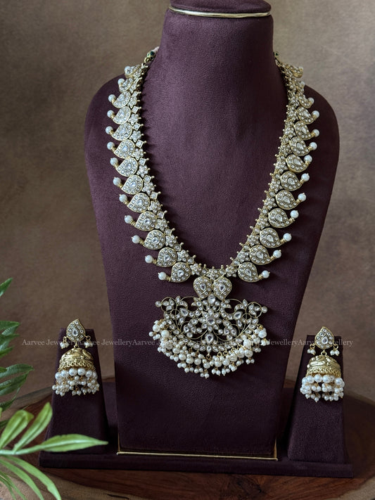 JADAU KUNDAN WHITE STONE MANGO MOTIF HARAM SET WITH PEARLS