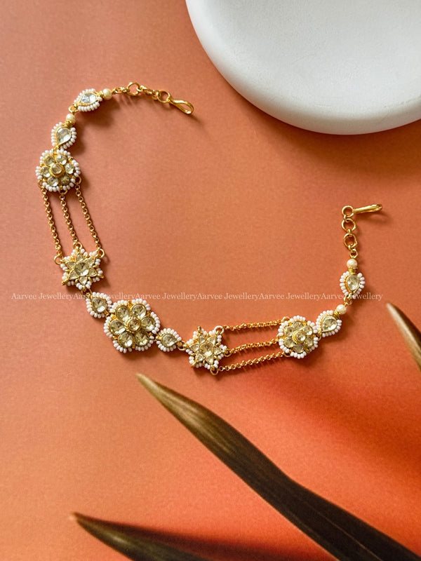 DELICATE POLKI KUNDAN WHITE STONES GOLD CHAIN FLORAL CHOKER CUM SHEESHPHOOL