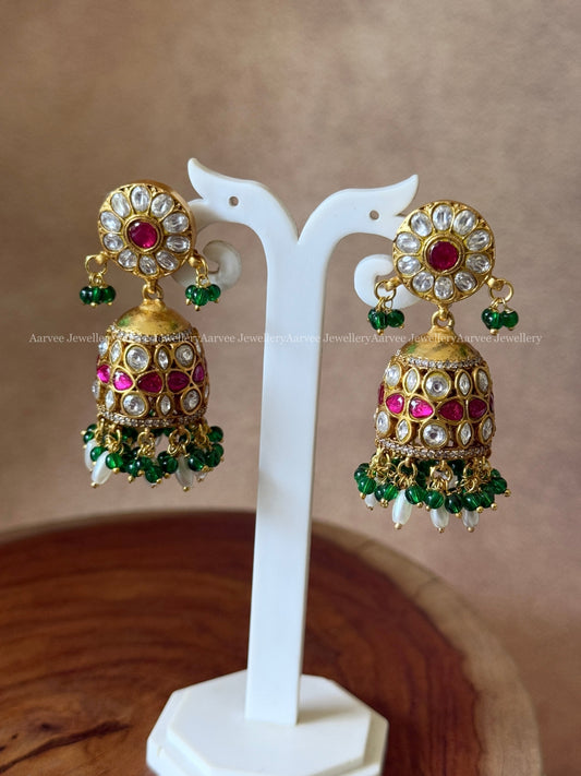 JADAU KUNDAN BUTTA JHUMKI WITH WHITE / PINK STONES AND MIX OF GREEN BEADS & PEARLS