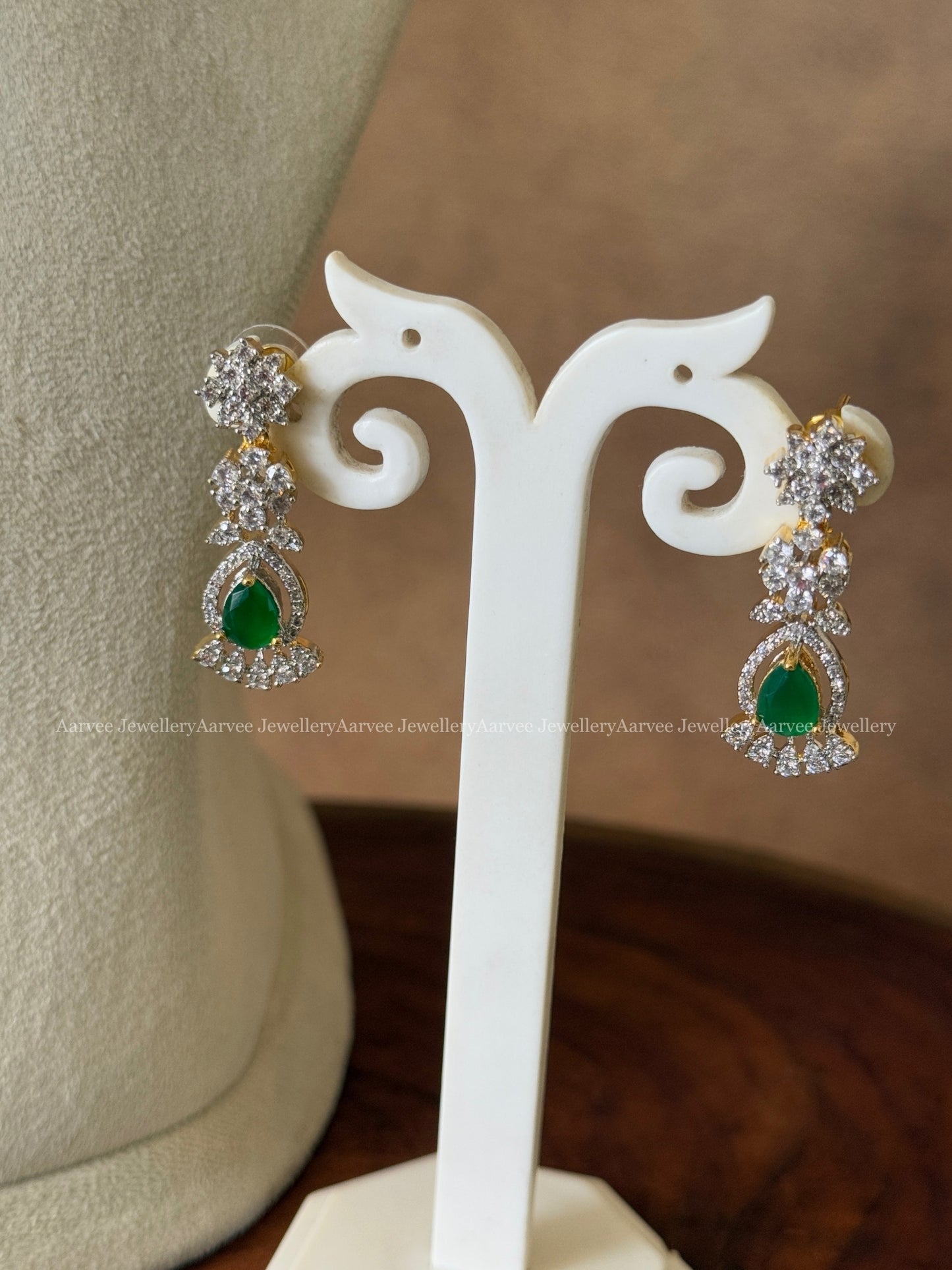 GREEN AD STONES NECKLACE SET