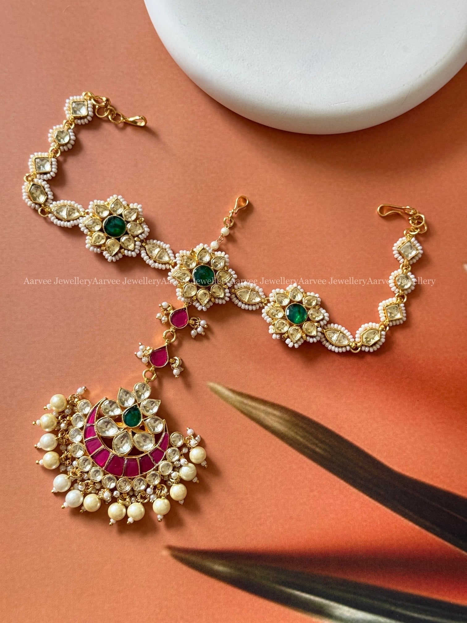 POLKI KUNDAN WHITE / GREEN STONE SHEESHPHOOL WITH FLORAL TIKKA