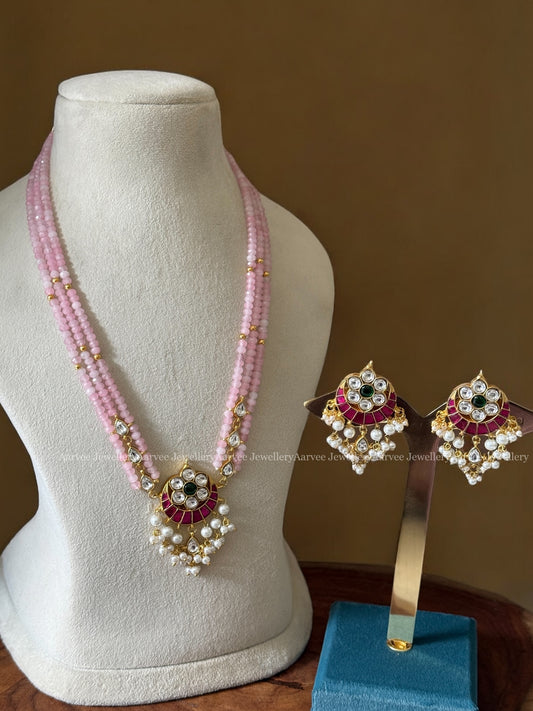 JADAU KUNDAN BABY PINK BEADED SHORT CHAIN SET WITH CHAND DESIGN PENDANT