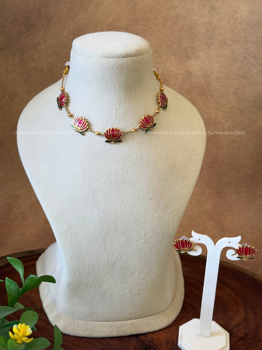 DELICATE PINK LOTUS NECKLACE SET