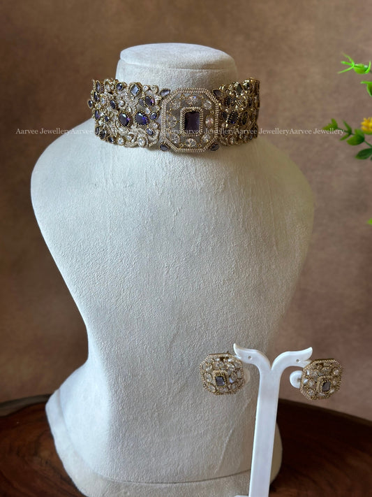 VICTORIAN HIGHNECK CHOKER SET WITH PURPKLE STONES