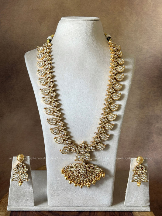 2 IN 1 REVERSIBLE KEMP MANGO MOTIF HARAM SET IN WHITE / GREEN STONES AND GOLD BEADS