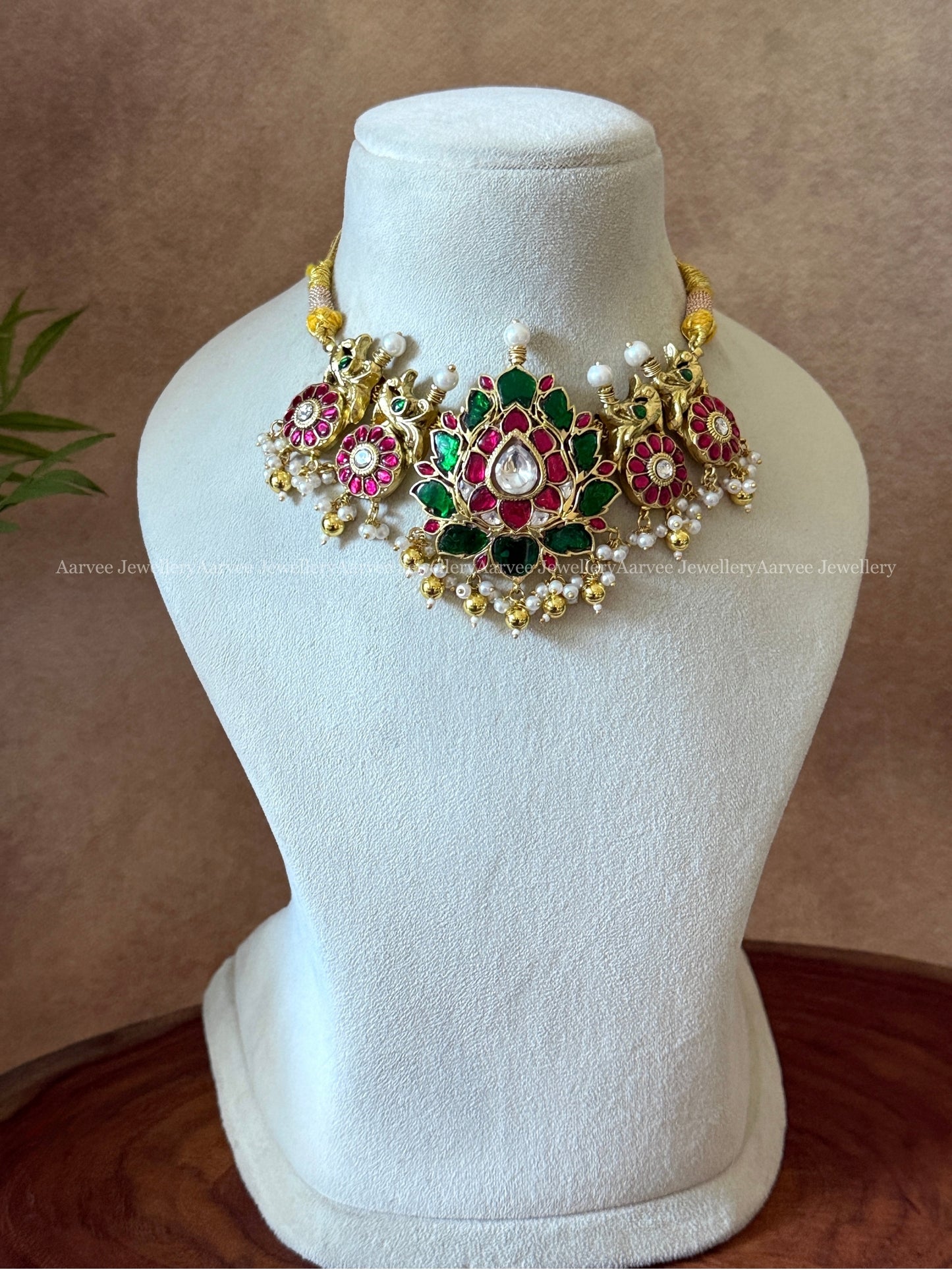 JADAU KUNDAN RUBY / GREEN STONE LOTUS CHOKER WITH GOLD BEADS & PEARLS
