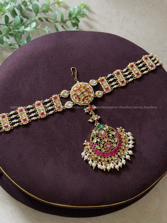 POLKI KUNDAN MATHAPATHI WHITE & PINK STONE PENDANT WITH PEARLS