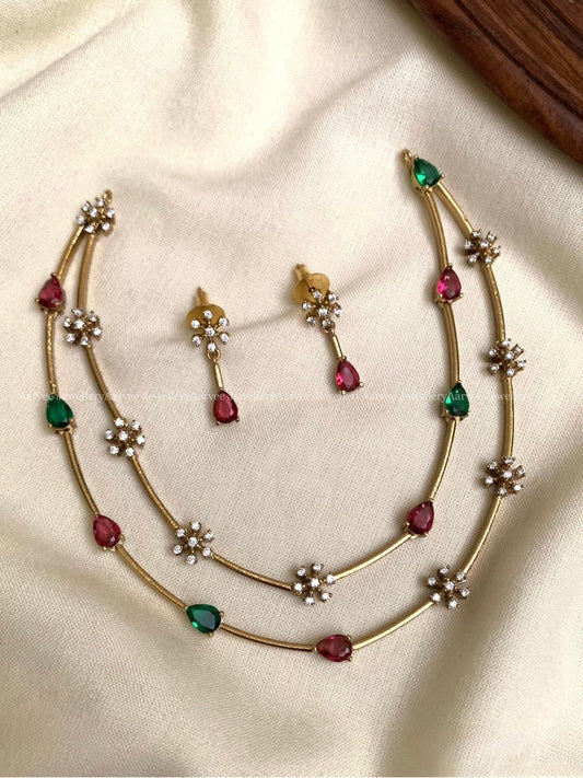 TWO LAYER HASLI NECKLACE SET WITH GREEN/RUBY STONES