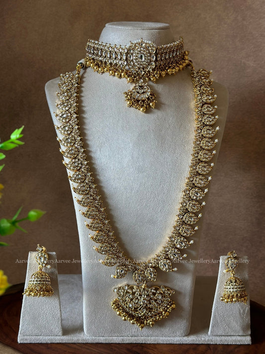 WHITE KUNDAN STONES CHOKER PAIRED WITH MANGO MOTIF HARAM WITH GOLD BEADS