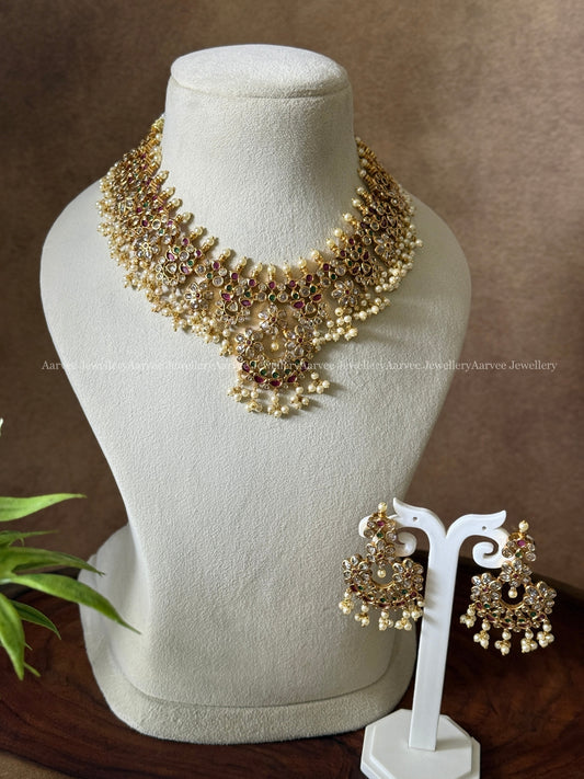 FLORAL GUTTA PUSALU NECKLACE SET