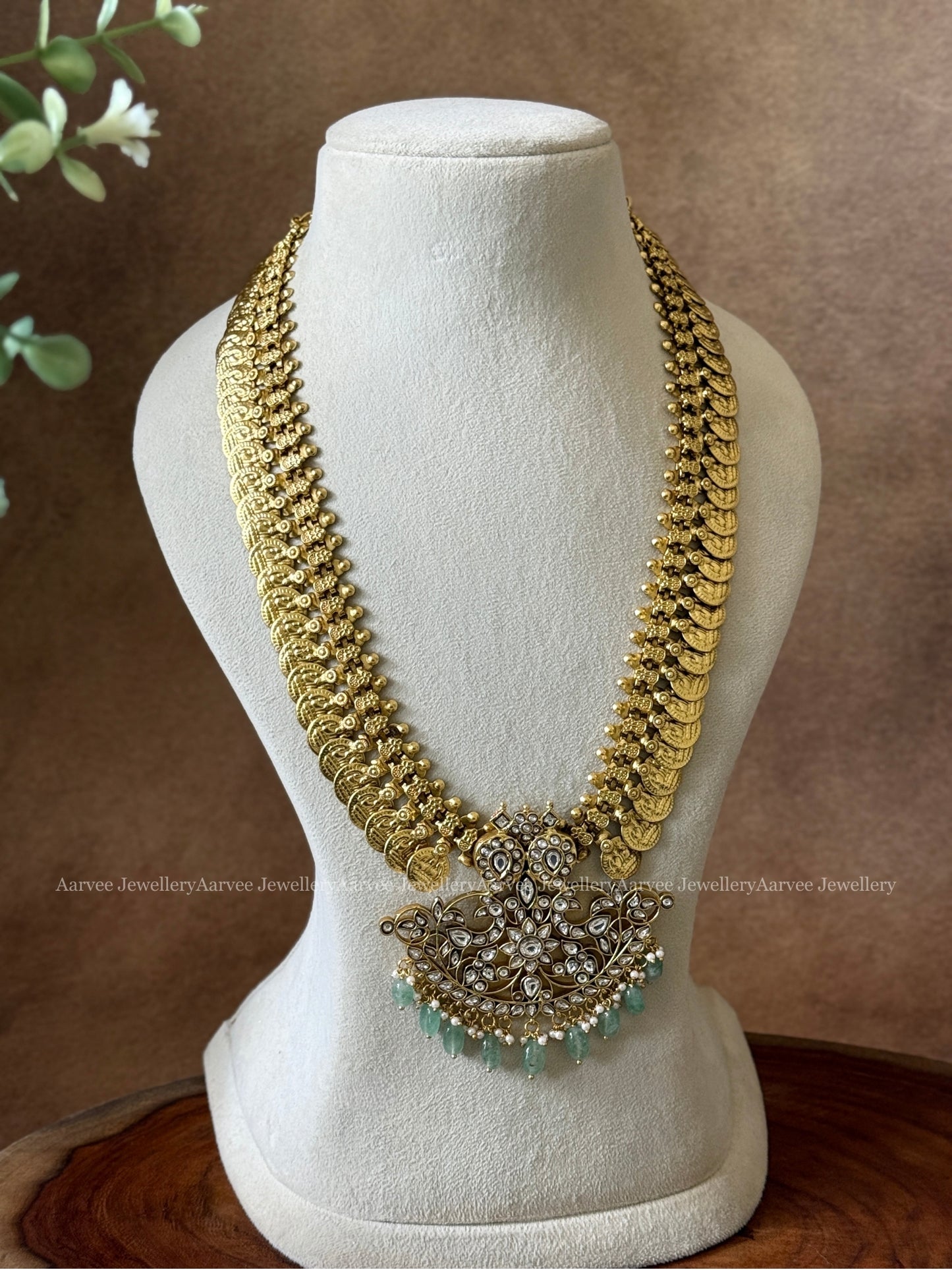 JADAU KUNDAN GOLD COIN MIDLENGTH CHAIN WITH WHITE STONE MANGO PENDANT & PASTEL BEADS