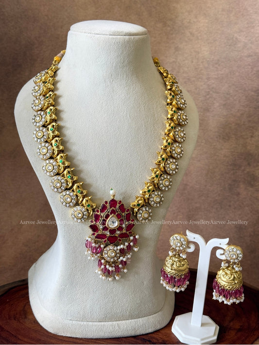 JADAU KUNDAN WHITE STONE BUTTA HARAM SET WITH PINK LOTUS PENDANT AND WINE BEADS
