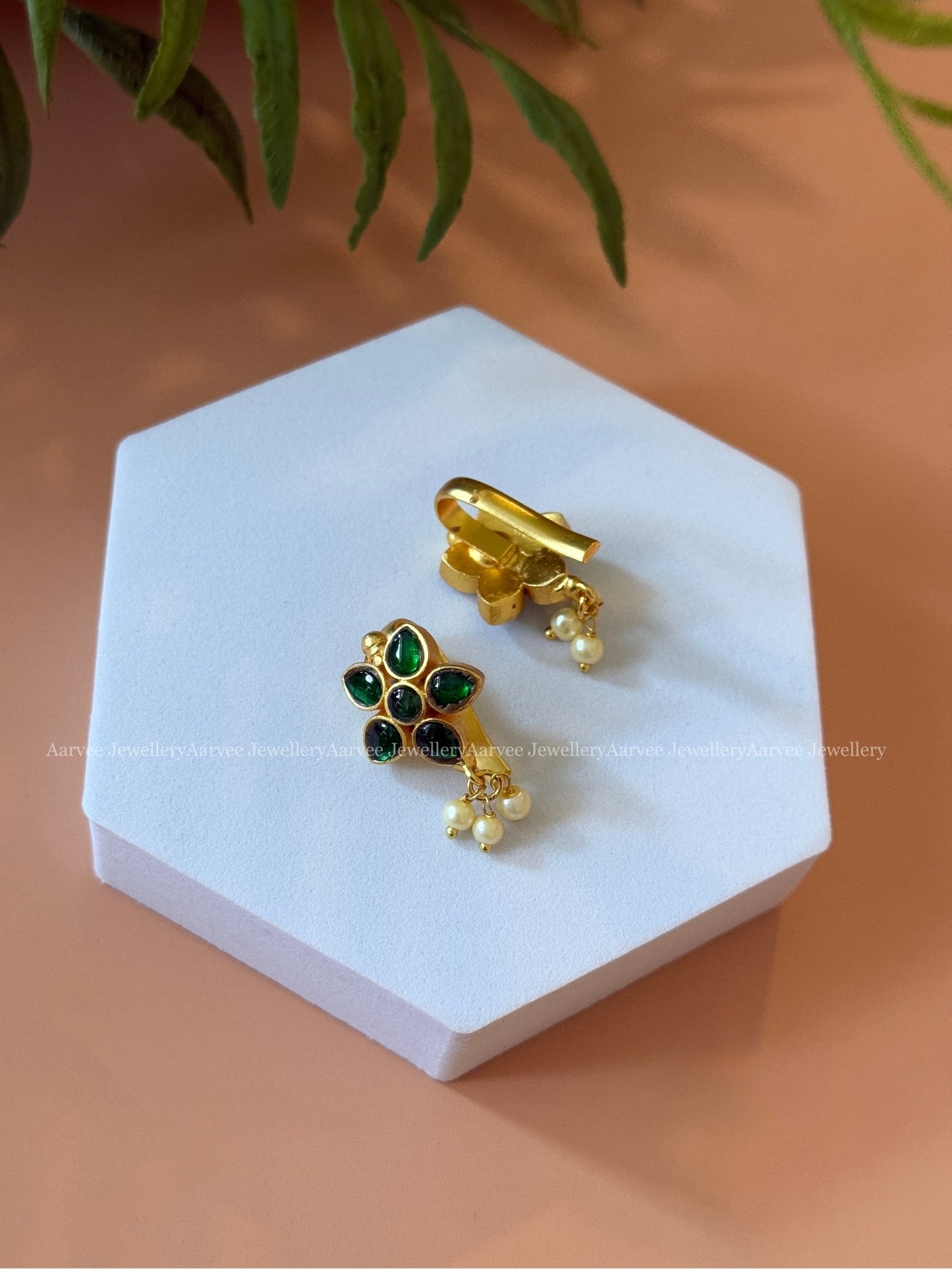 JADAU KUNDAN EAR CUFF FLORAL BUGADI - 1 PAIR