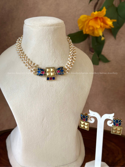 JADAU KUNDAN PEARL LINE CHOKER SET WITH BLUE LOTUS PENDANT