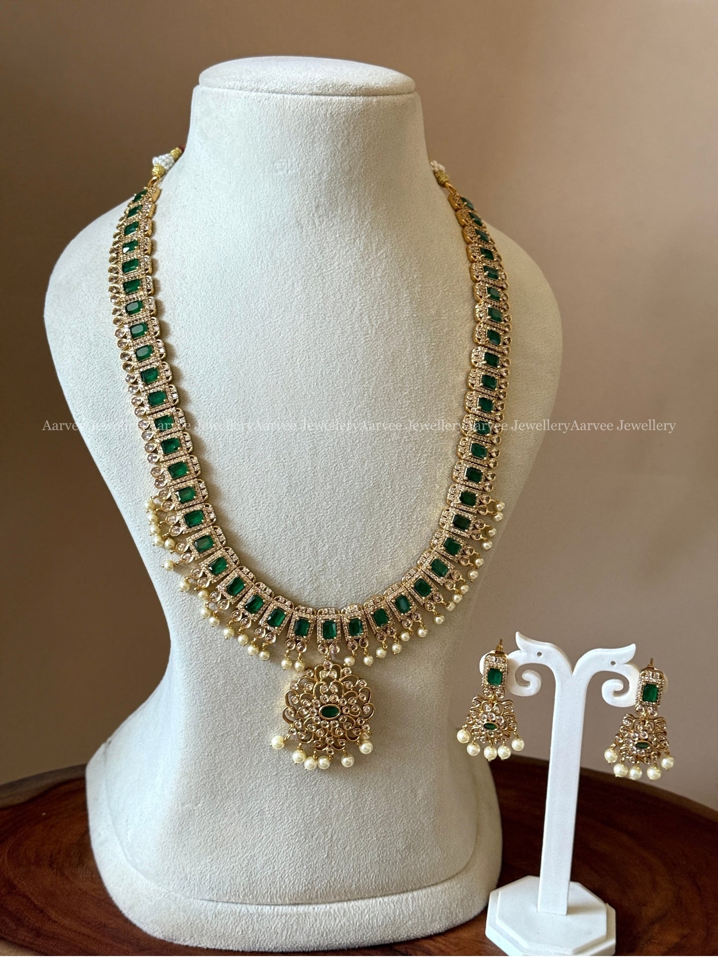 CZ GREEN STONE HARAM SET WITH PEARLS