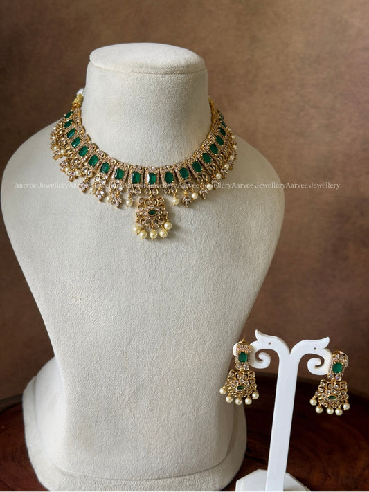 CZ GREEN STONE NECKLACE SET WITH PEARL BEADS