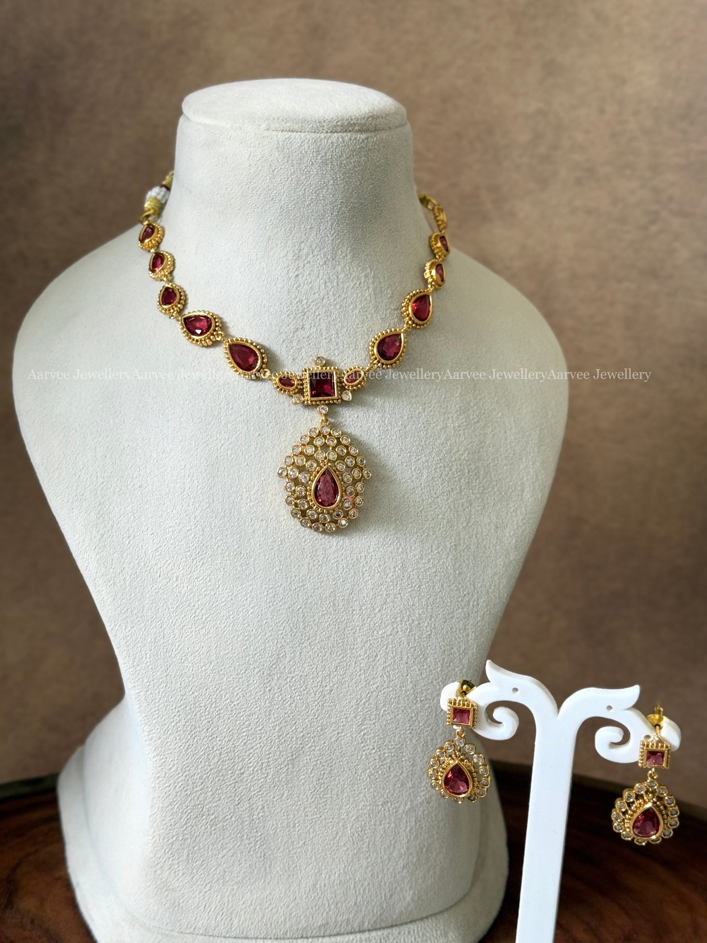 CZ RED STONE VICTORIAN TEAR DROP NECKLACE SET