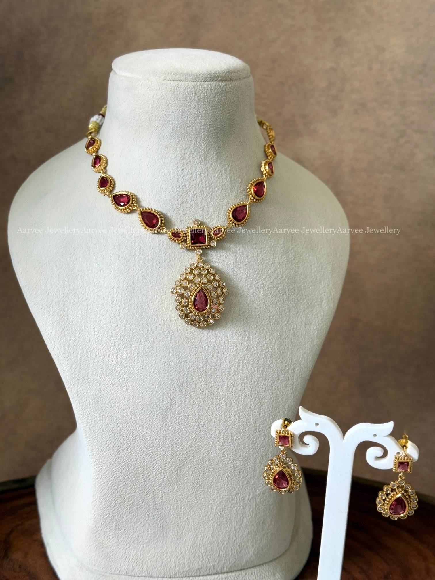 CZ RED STONE VICTORIAN TEAR DROP NECKLACE SET
