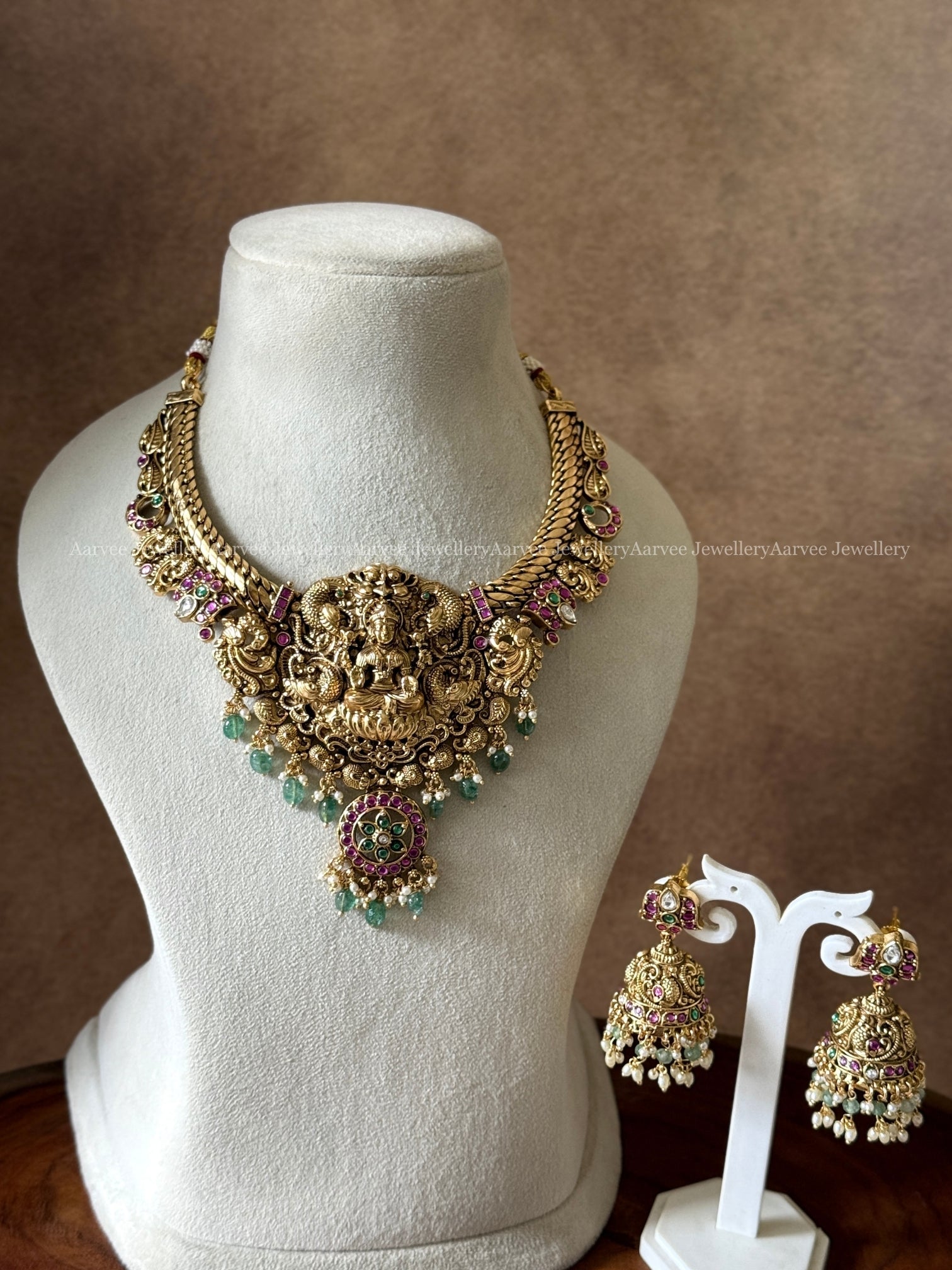 PREMIUM TEMPLE JEWELLERY NECKLACE SET WITH KUNDAN STONES & PASTEL BEADS