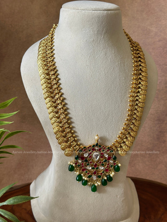 JADAU KUNDAN GOLD FINISH COIN MID-LENGTH CHAIN WITH A FLORAL PENDENT
