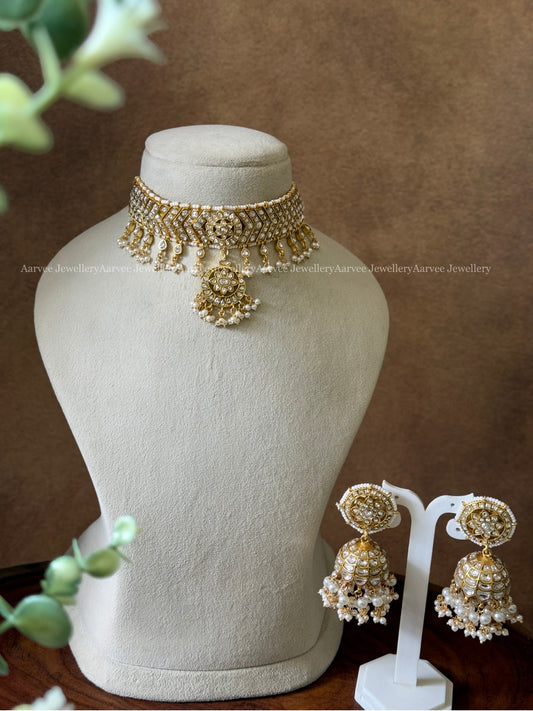 JADAU KUNDAN WHITE STONE CHOKER SET WITH PEARLS