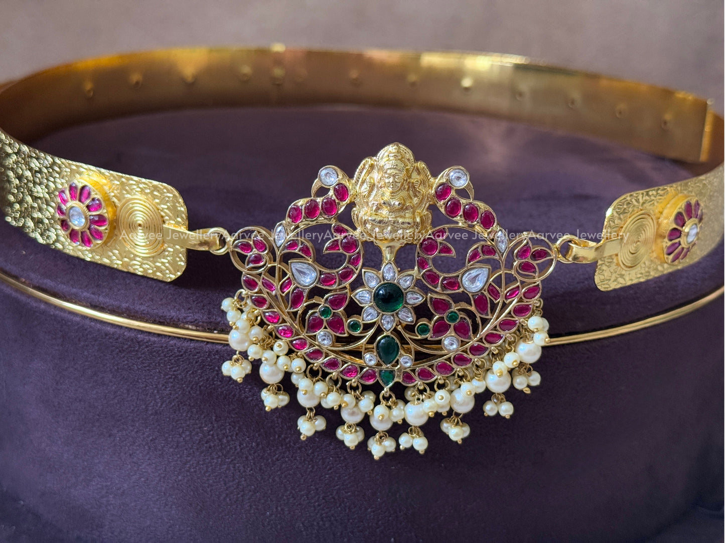 JADAU KUNDAN WAIST BELT LAKSHMI AND MANGO PENDANT WITH RUBY / GREEN STONES