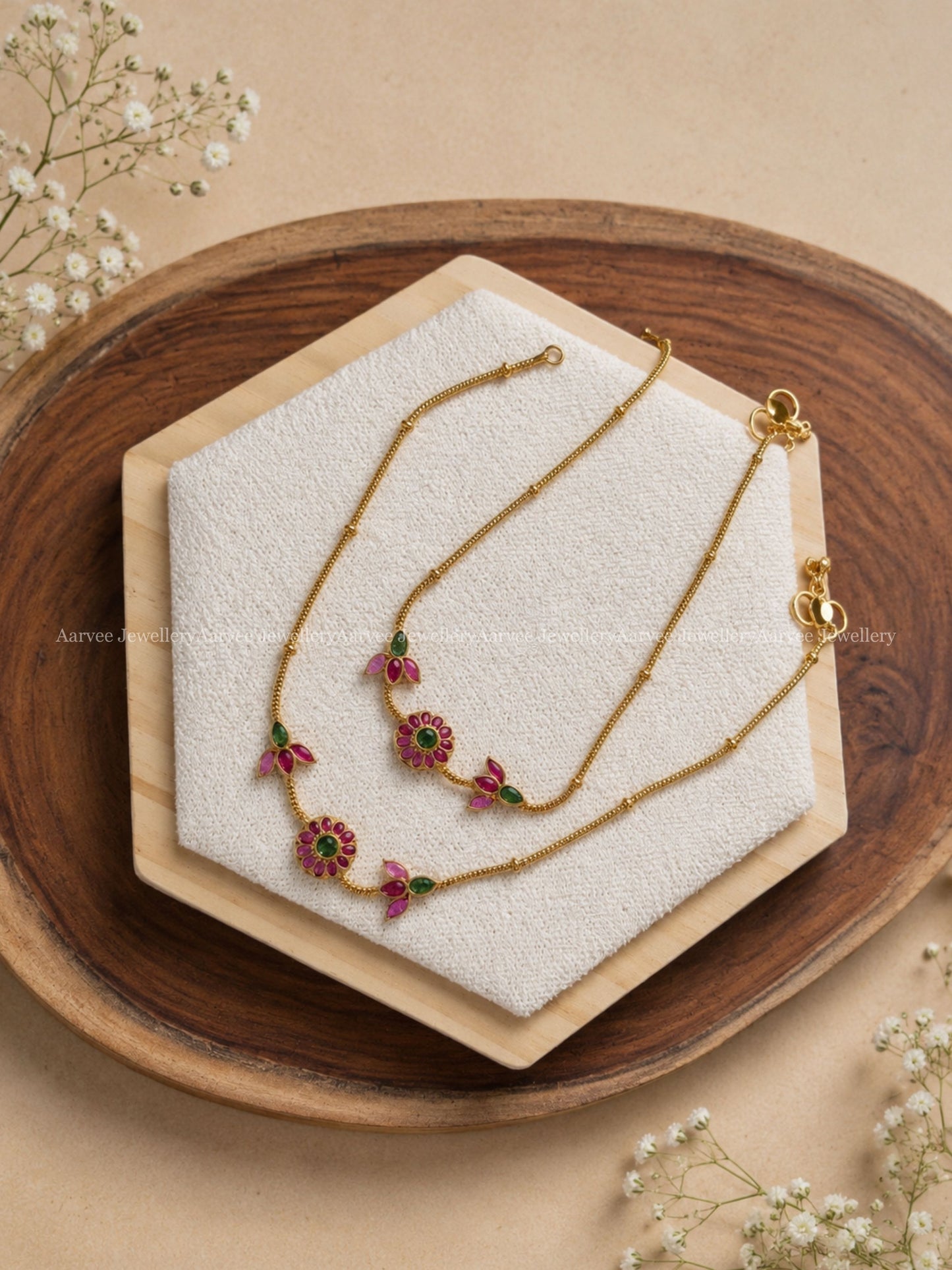 MINIMAL RUBY STONE FLORAL ANKLET