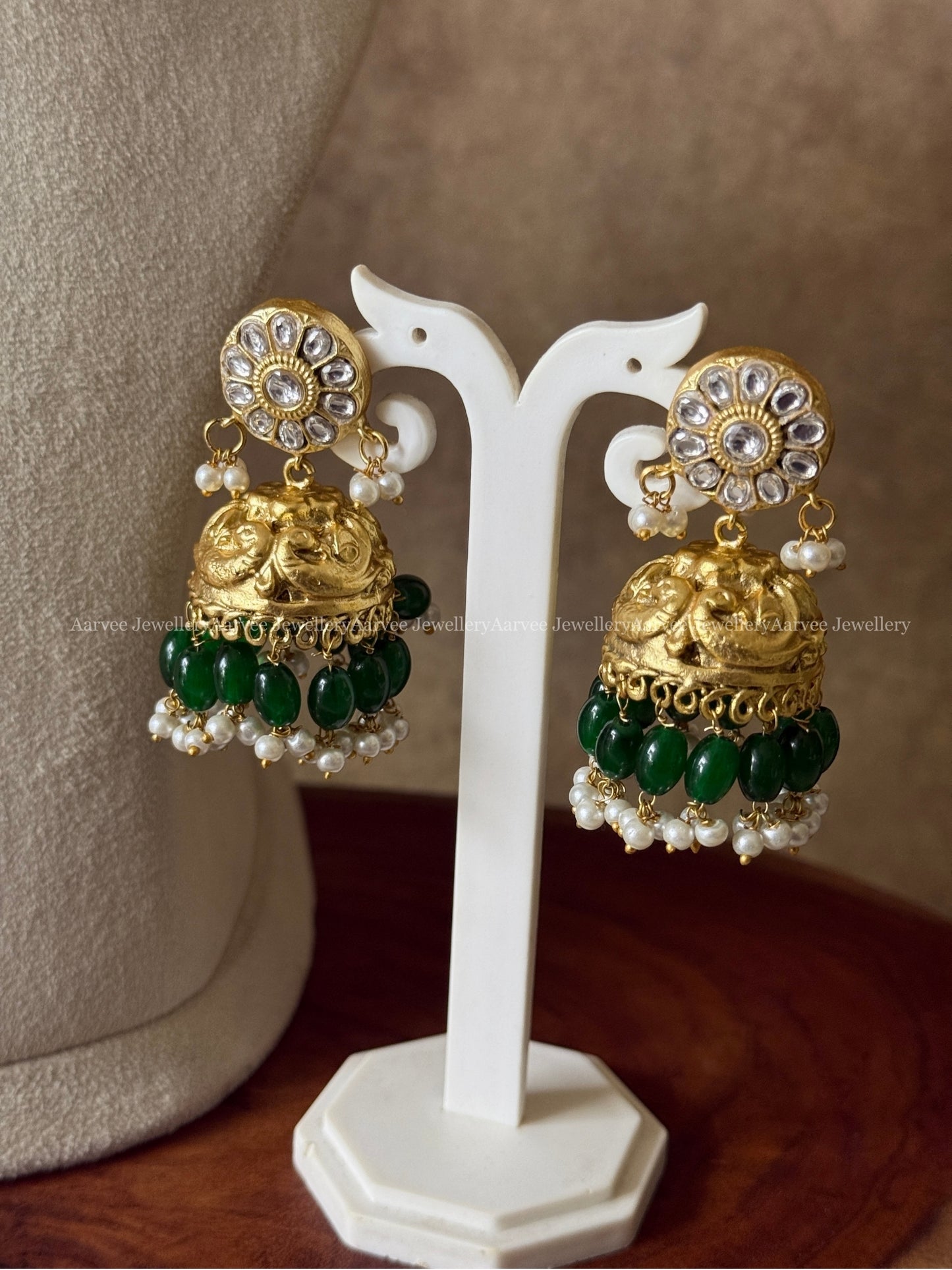 JADAU KUNDAN RUBY STONE LOTUS CHOKER SET WITH GREEN BEADS