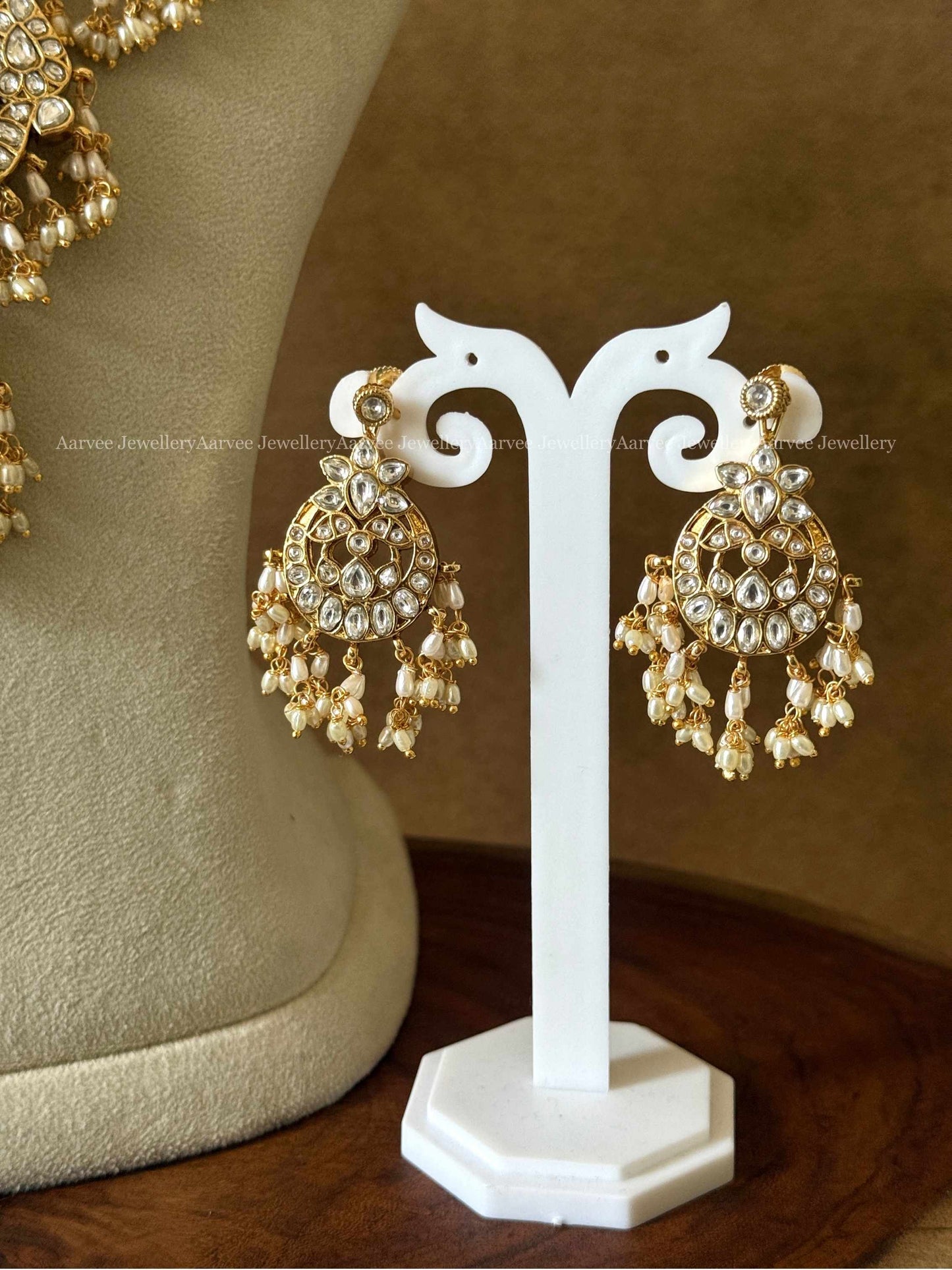 PREMIUM JALEBI 2 IN 1 REVERSIBLE NECKLACE SET IN WHITE / PINK STONES