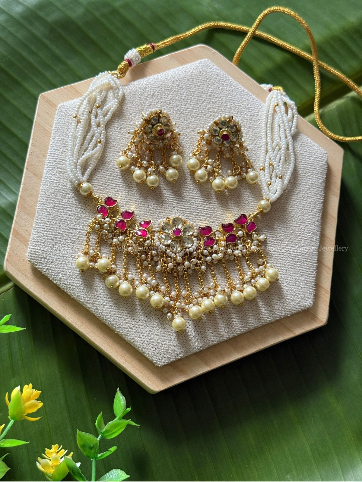 POLKI KUNDAN RUBY / WHITE STONE FLORAL AND LEAF MOTIF PEARL CHOKER SET